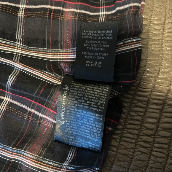 Aritzia Mackage leather bomber jacket - Picture 6 of 8